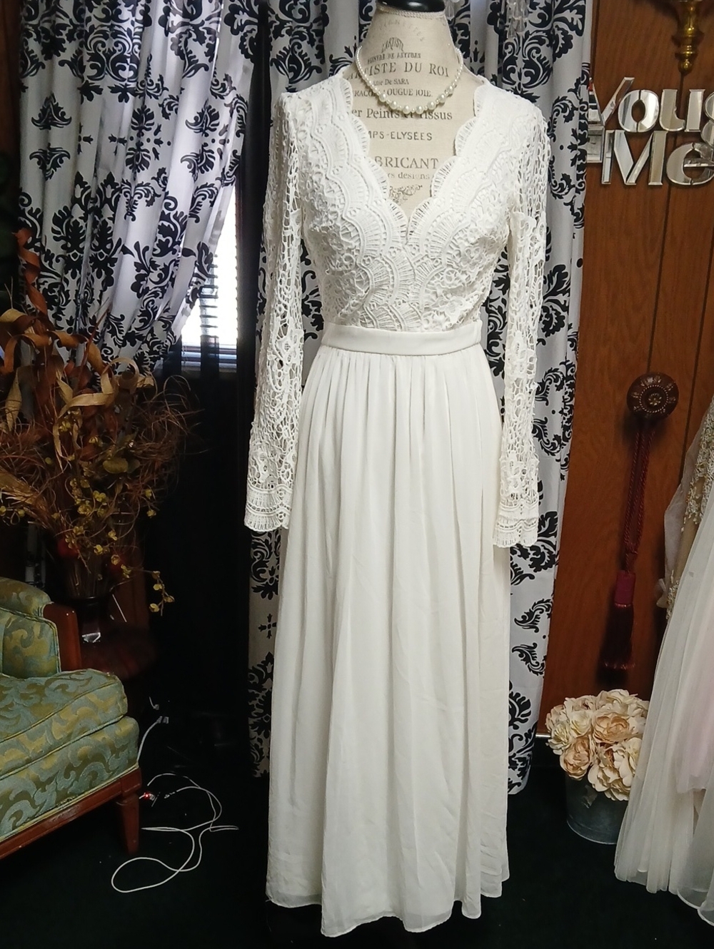 Lulu's Ivory Lace Long-Sleeve Maxi Dress
